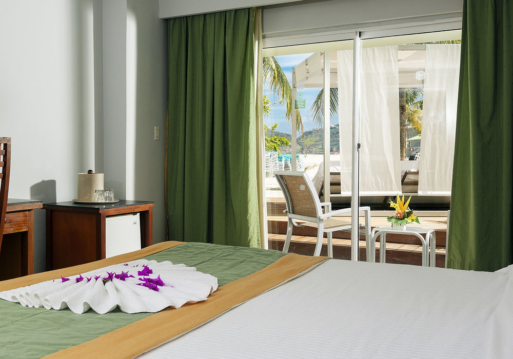 Sonesta Great Bay Beach All Inclusive Resort, Casino & Spa - Adults Only Philipsburg  Exterior foto